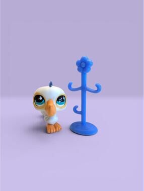 Littlest Pet Shop Bird Pelican #517 LPS with Accessory.